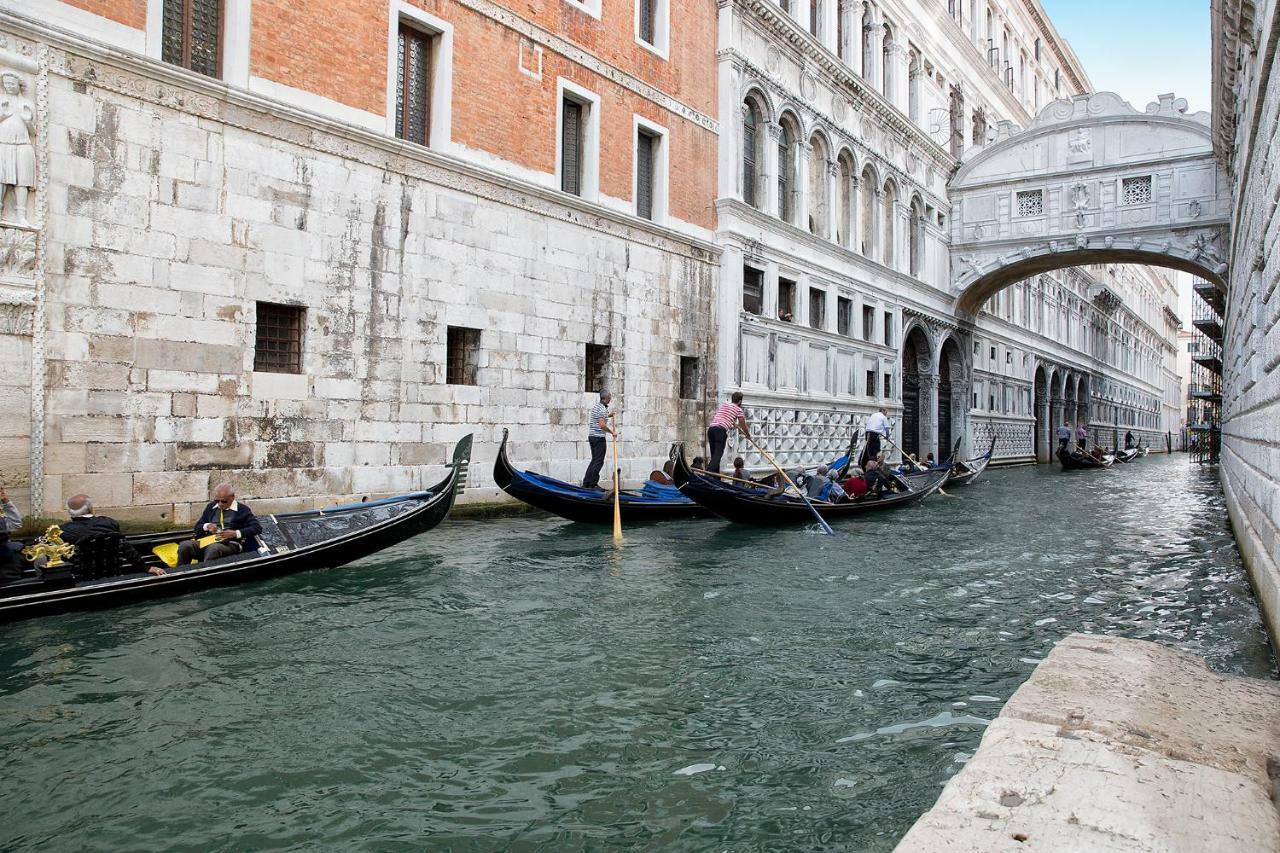Apartamento Biennale Ca Dario Venecia